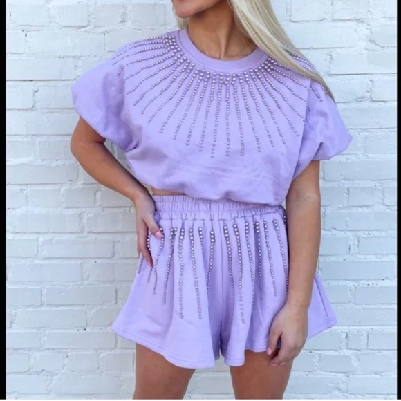 QUEEN OF SPARKLES Tops - New Queen of Sparkles Pearl Lilac Purple 2 piece Crop Top Shorts Fleece set S XS